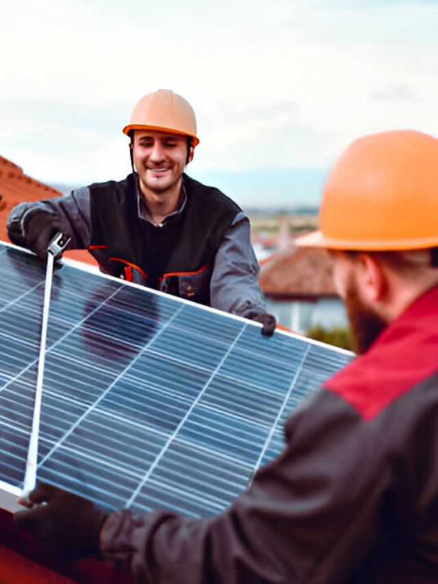 Gharguti Vijbachatsathi 4kw Solar Panel Purese Aahe Ka